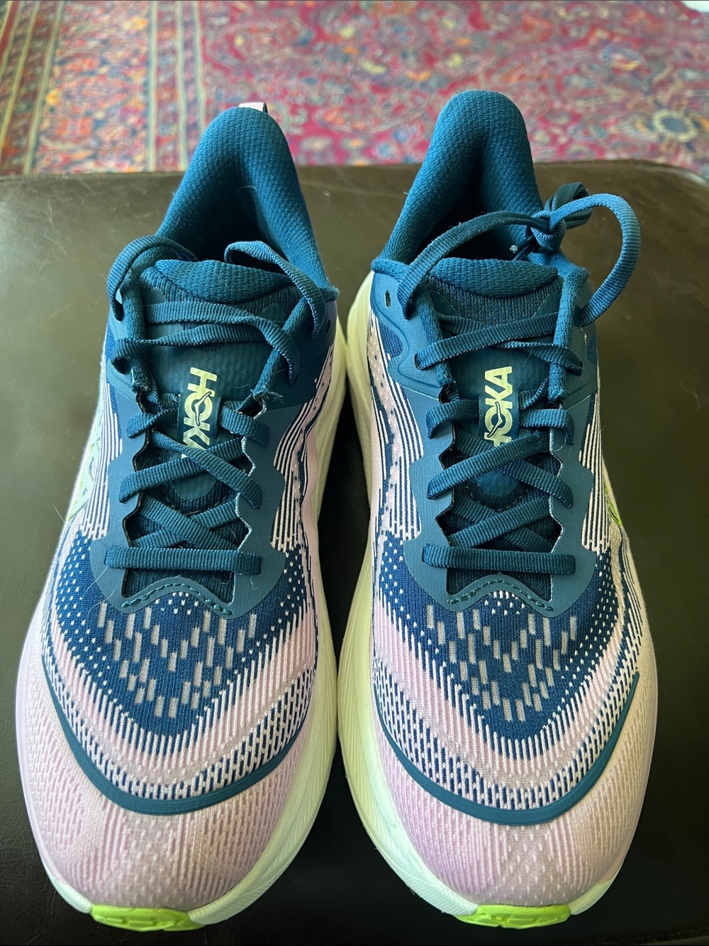 Hoka Skyflow